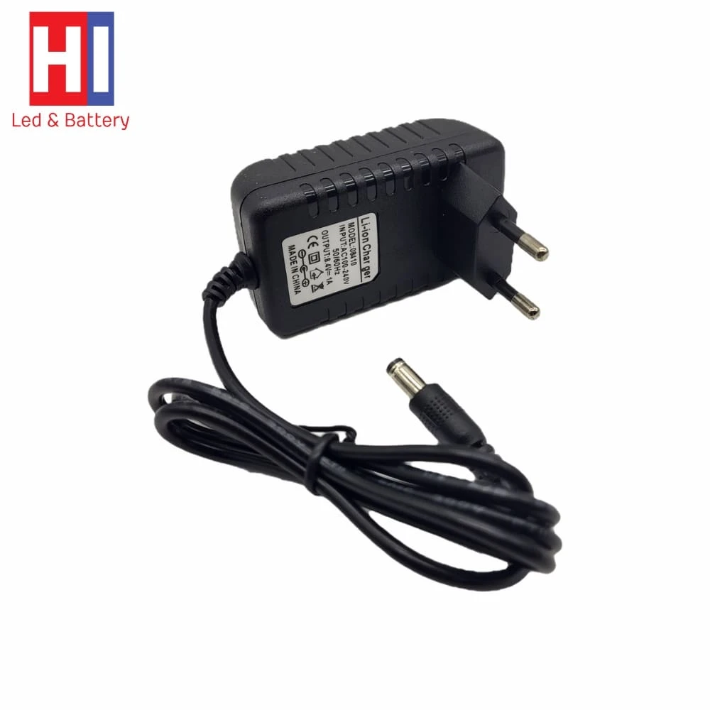 شارژر 08410 8.4V 1A